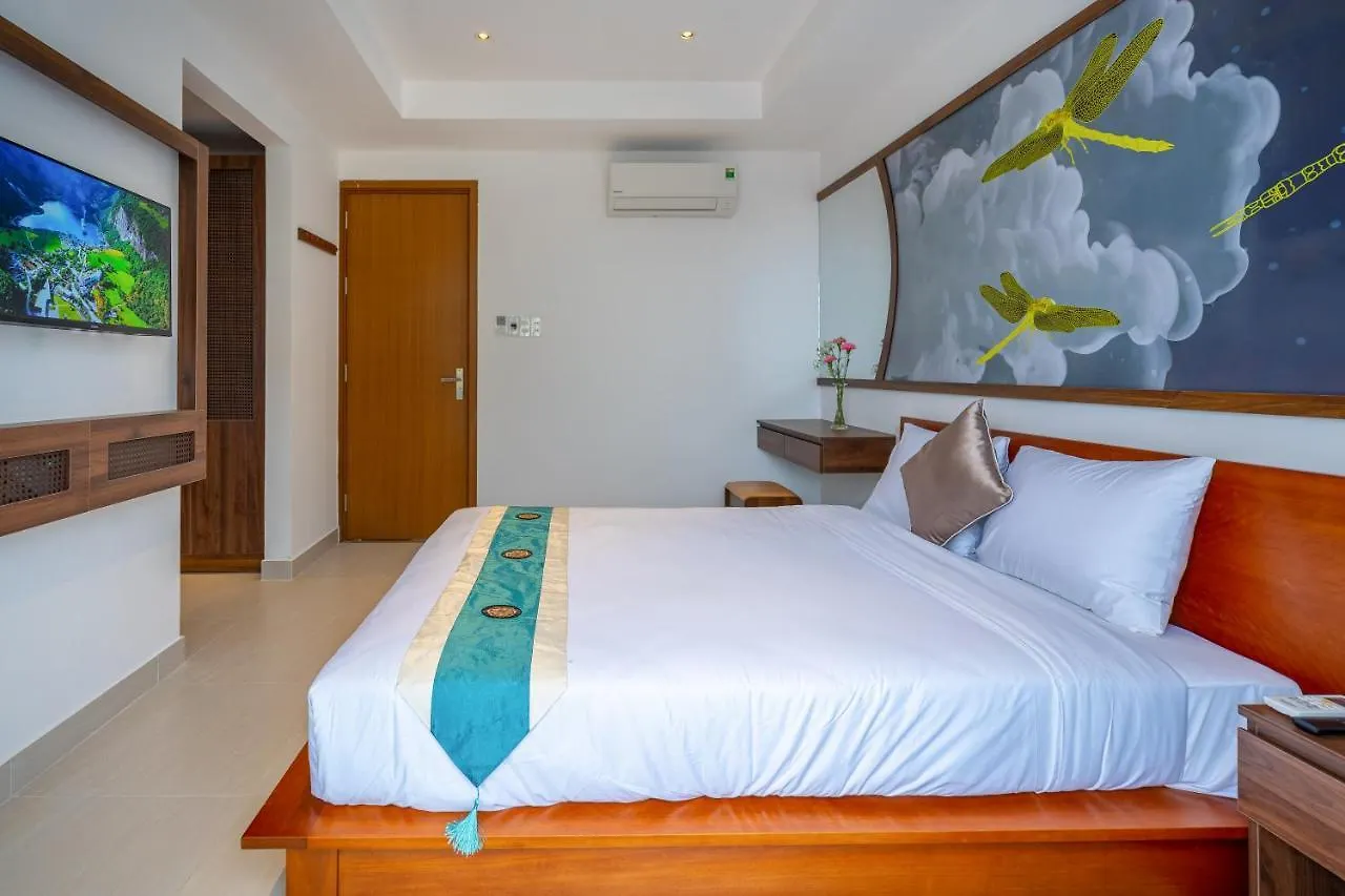 Aparthotel The Present River Villa Hoi An Vietnam