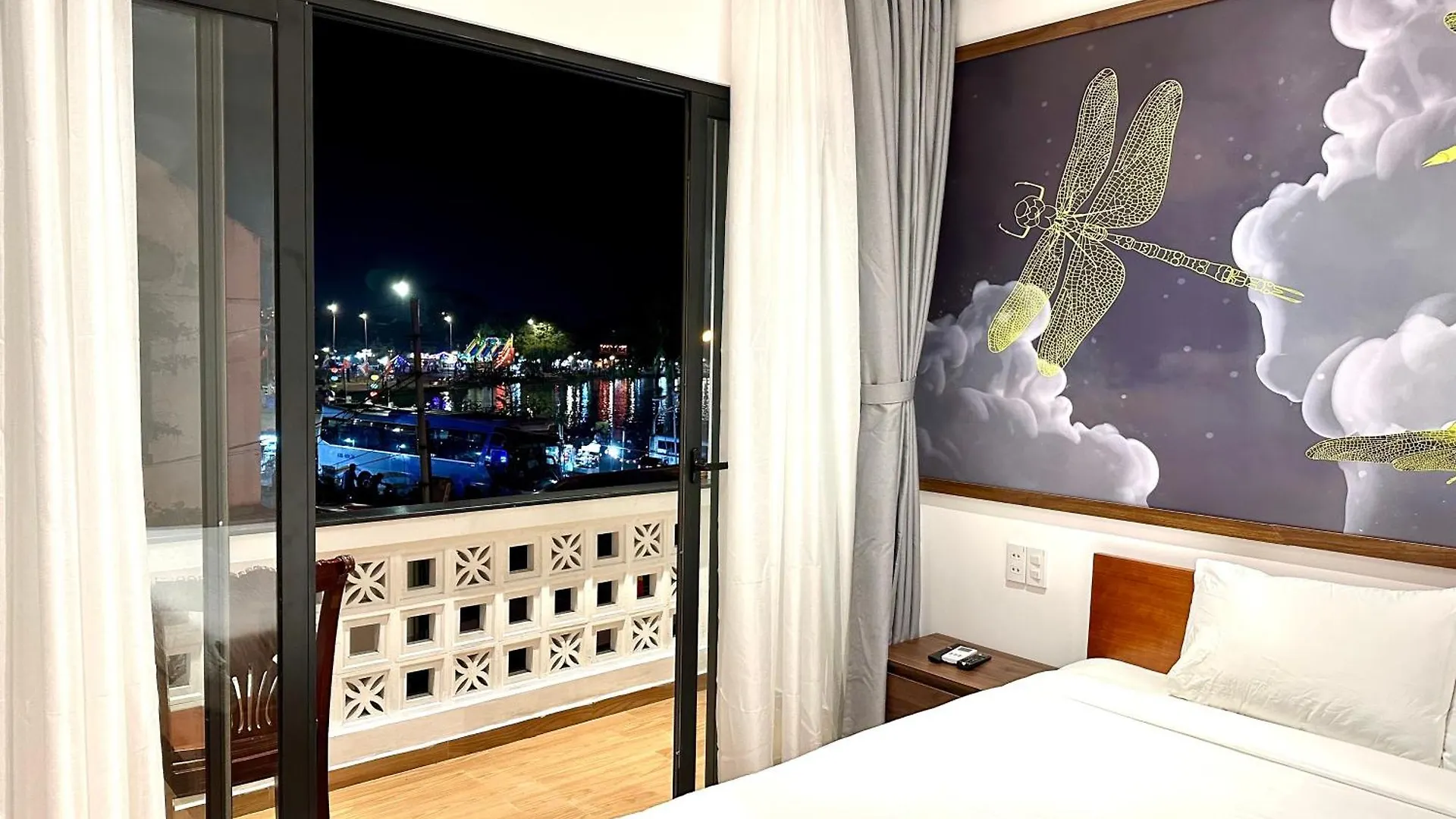 Aparthotel The Present River Villa Hoi An Vietnam